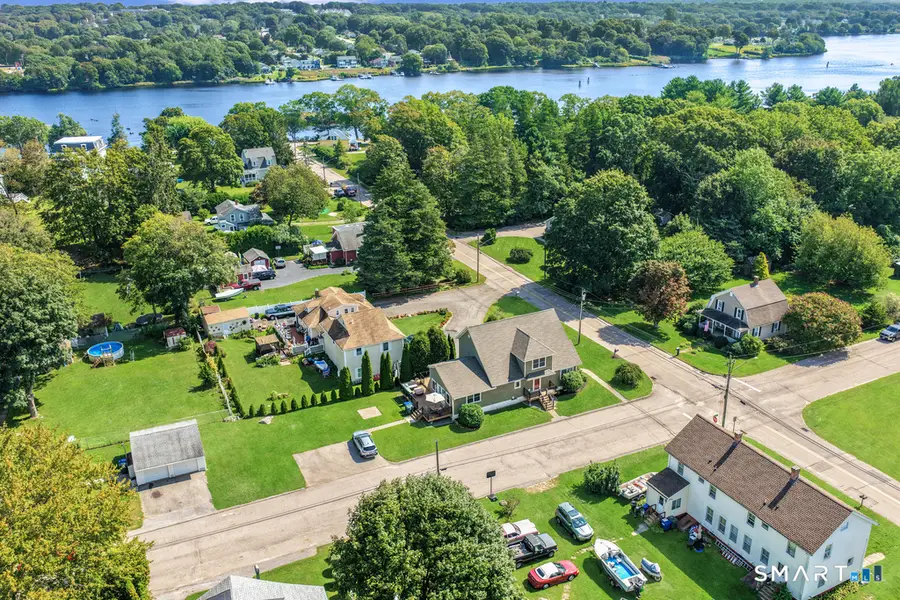 27 Mystic Avenue, Pawcatuck, CT 06379 - #2