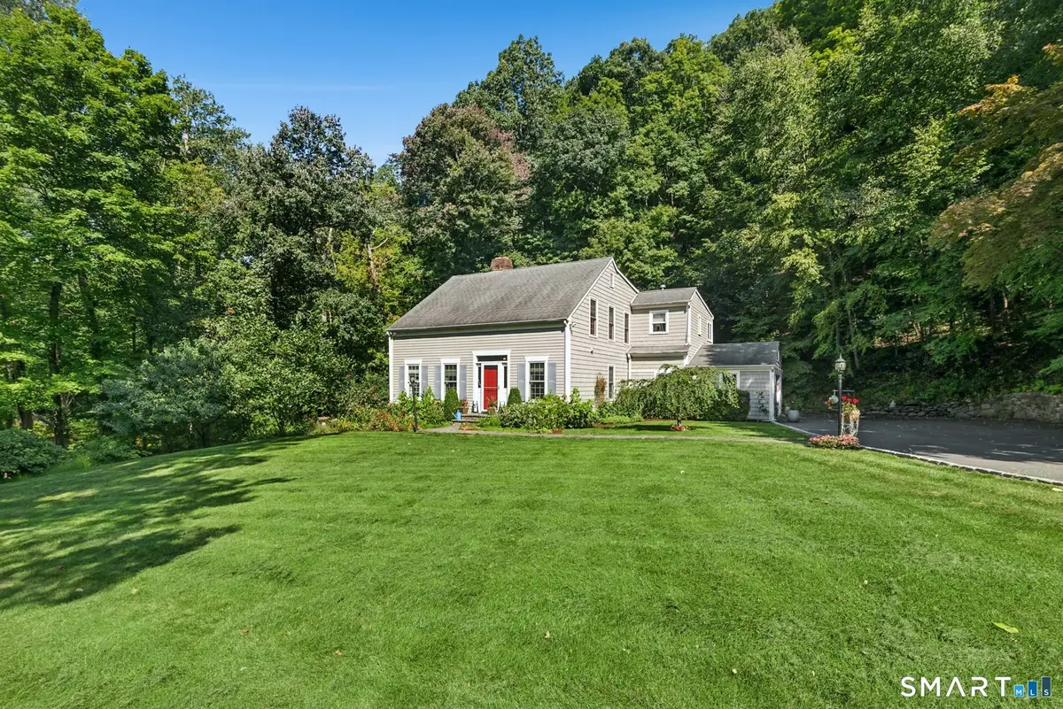 9 Teachers Ridge Road, Newtown, CT 06482 - #1