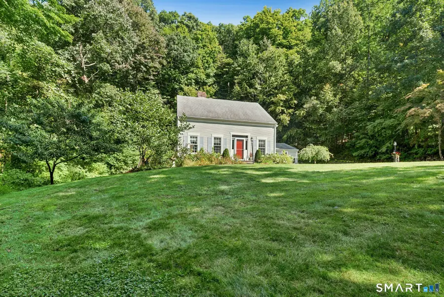 9 Teachers Ridge Road, Newtown, CT 06482 - #2