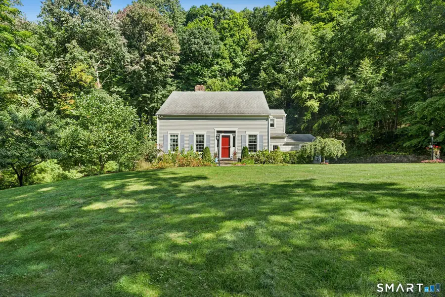 9 Teachers Ridge Road, Newtown, CT 06482 - #3