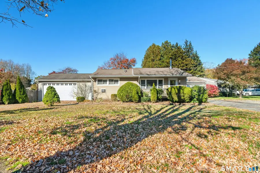 34 Beacon Manor Circle, Naugatuck, CT 06770 - #2