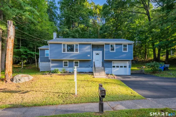 17 Rhoda Lane, Bristol, CT 06010