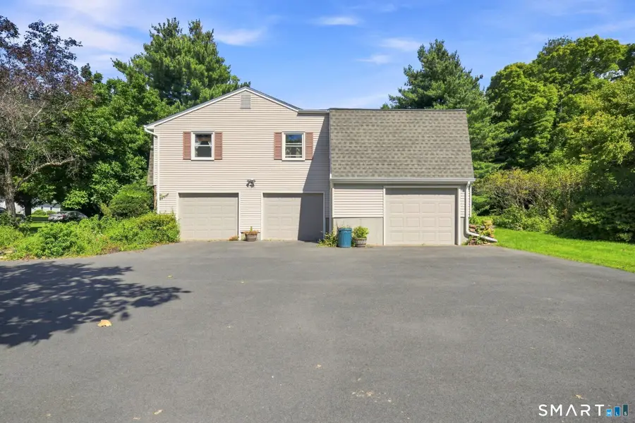 4 Apple Tree Lane, Farmington, CT 06032 - #3