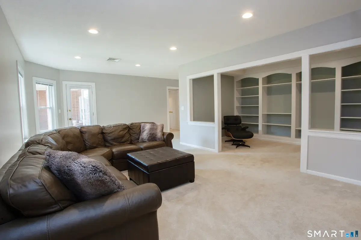 15 Highland Street #101, West Hartford, CT 06119 - #1