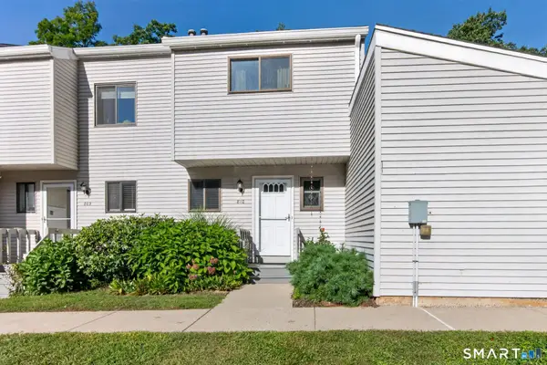 810 Timber Lane #810, Canton, CT 06019