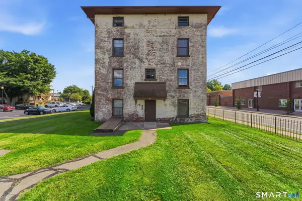 64 Van Block Avenue #9D, Hartford, CT 06106