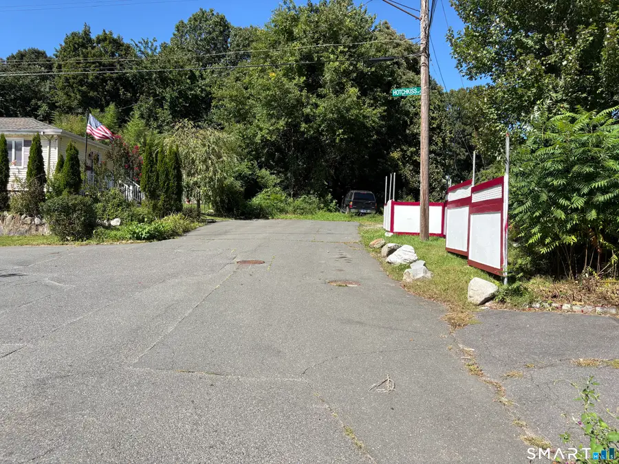 100 Toros Avenue, Waterbury, CT 06704 - #2