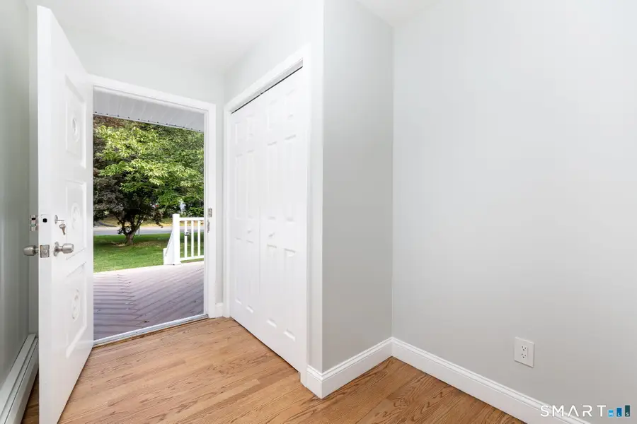 412 Narrow Lane, Orange, CT 06477 - #3