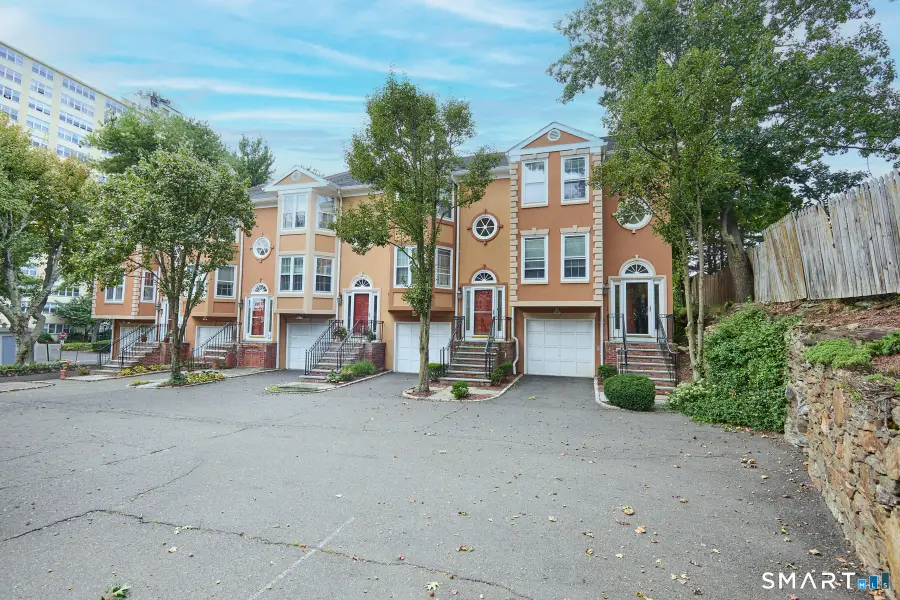 2675 Park Avenue #5, Bridgeport, CT 06604 - #3