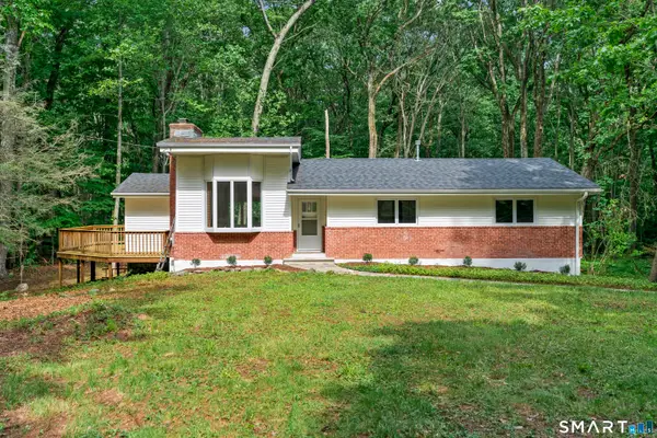 19 Fawn Drive, Woodbridge, CT 06525