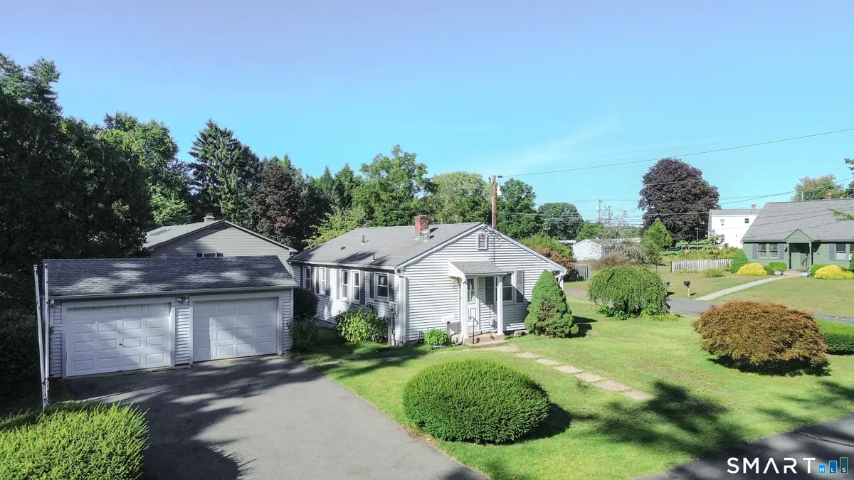 17 Edward Street, Enfield, CT 06082 - #1