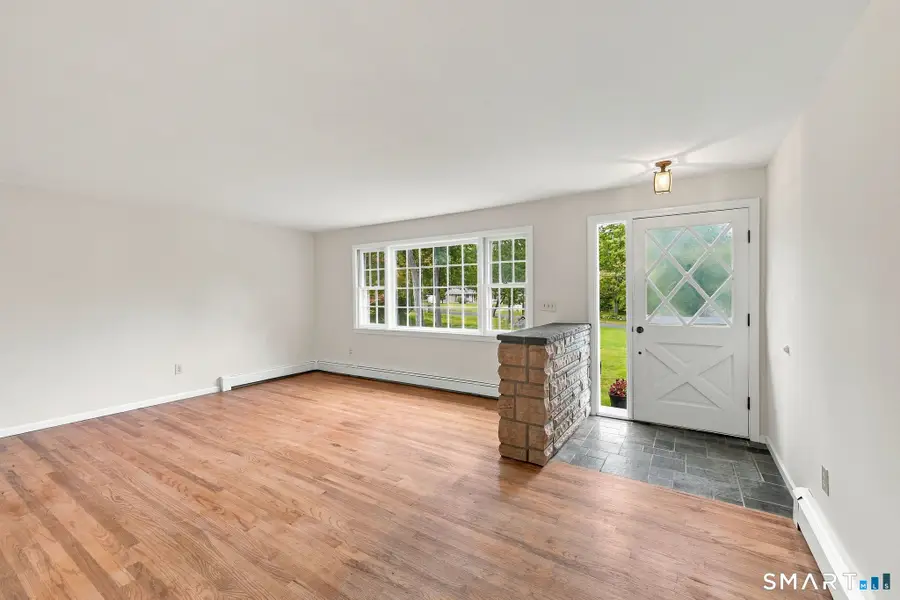 27 Rita Drive, New Fairfield, CT 06812 - #3