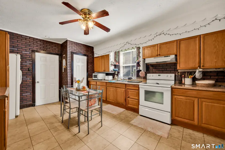 145 Adelaide Street, Hartford, CT 06114 - #2