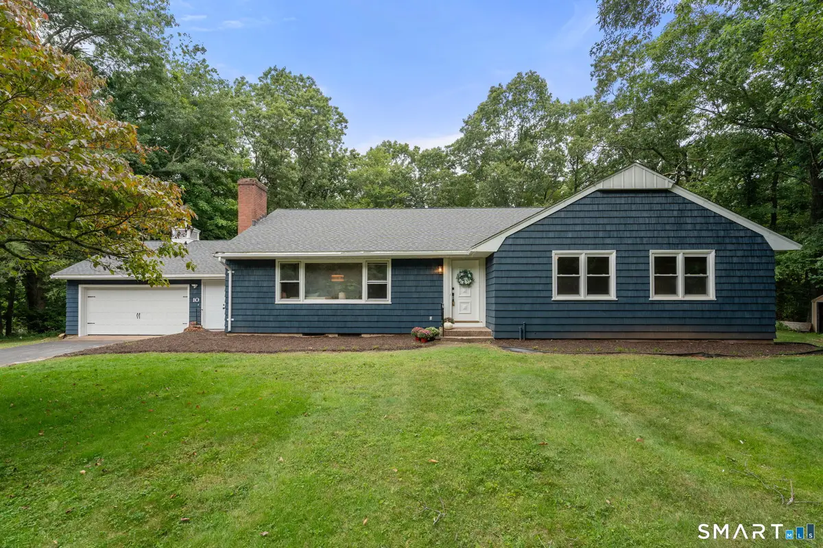 10 Staeth Road, East Hampton, CT 06424 - #1