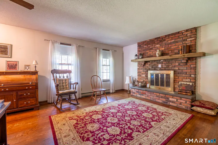 17 Greendale Avenue, Cromwell, CT 06416 - #3