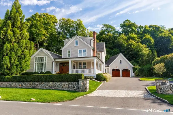 284 Park Street, New Canaan, CT 06840