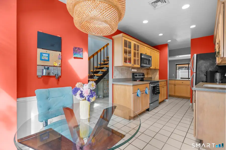 27 Lindstrom Road #7C, Stamford, CT 06902 - #3