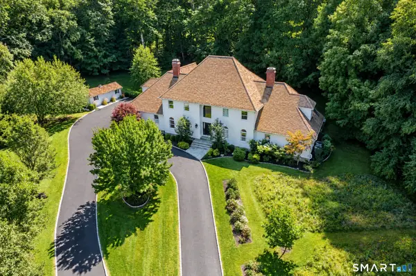 17 Equestrian Ridge, Newtown, CT 06470
