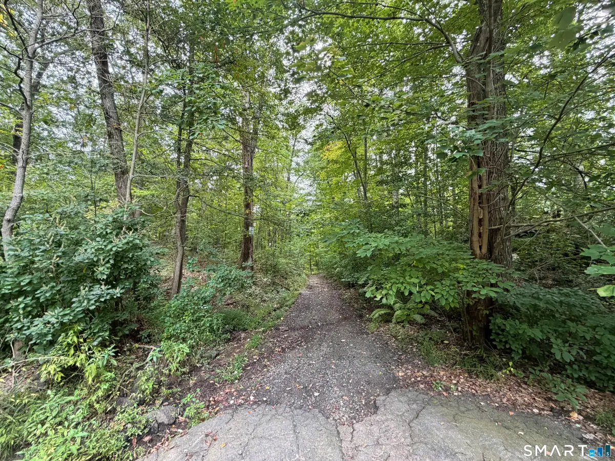 Bow Lane, Middletown, CT 06457 - #1