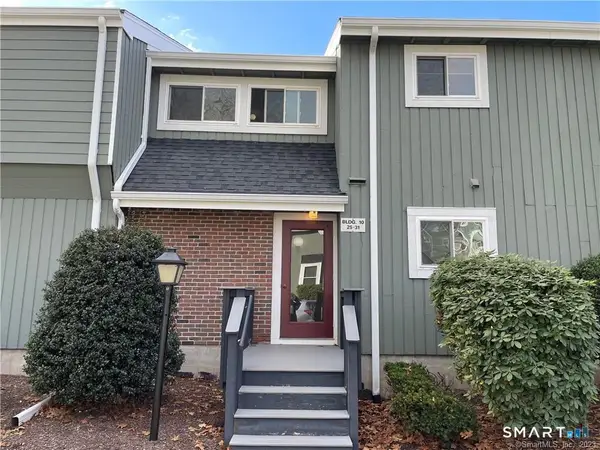 31 Ameridge Drive #31, Bridgeport, CT 06606