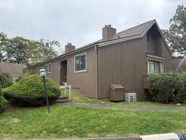 88 South Trail #A, Stratford, CT 06614