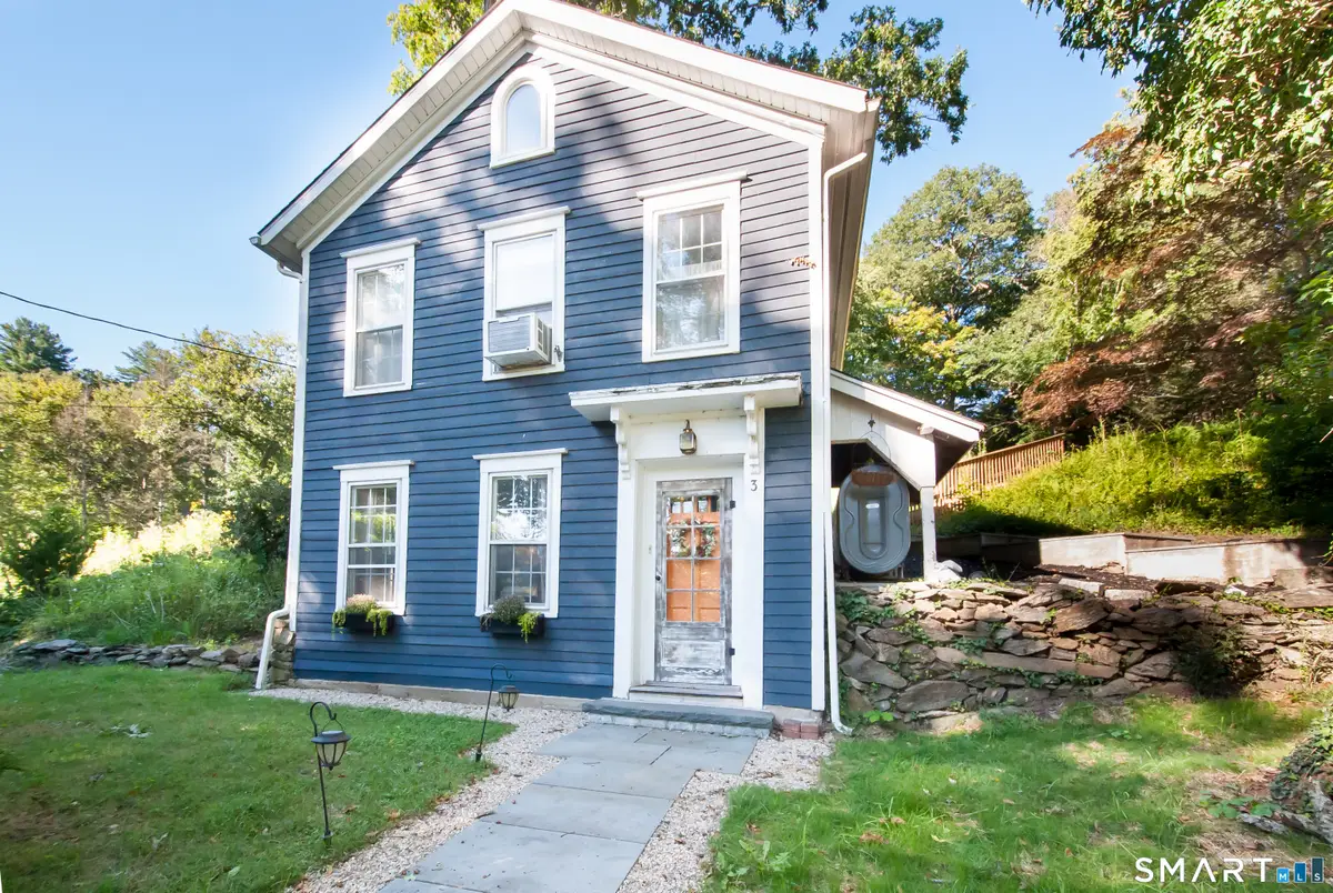 3 Pine Street, Newtown, CT 06482 - #1