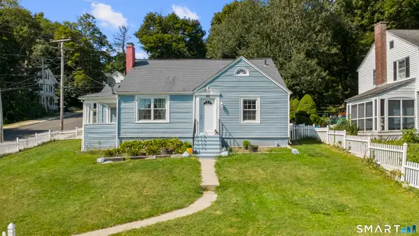 216 Hillside Avenue, Naugatuck, CT 06770