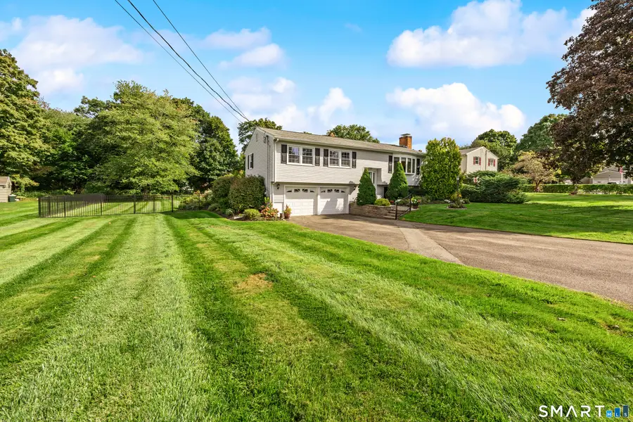 18 Sharon Drive, Shelton, CT 06484 - #3
