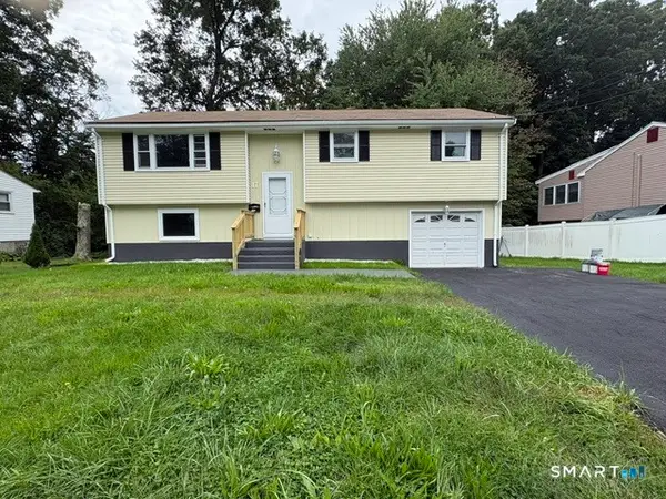 17 Forest Lane, Bloomfield, CT 06002