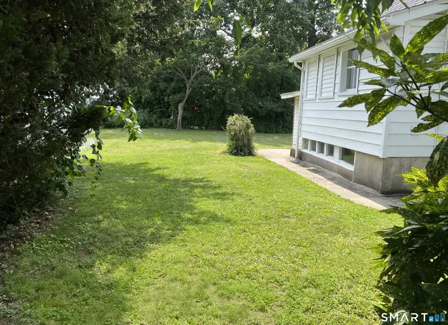 34 Caldwell Avenue, Stamford, CT 06902 - #3