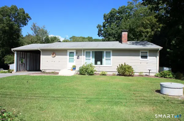20 Damon Heights Road, East Lyme, CT 06357