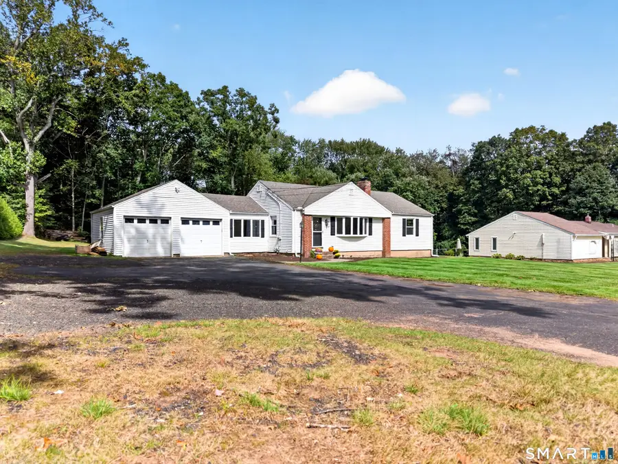527 Clintonville Road, North Haven, CT 06473 - #3