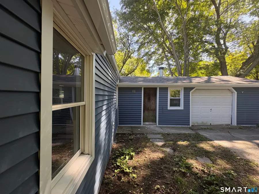 6 Lee Avenue, Norwich, CT 06360 - #2