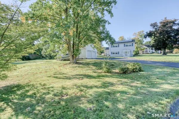 1128 Poqunock Avenue, Windsor, CT 06095