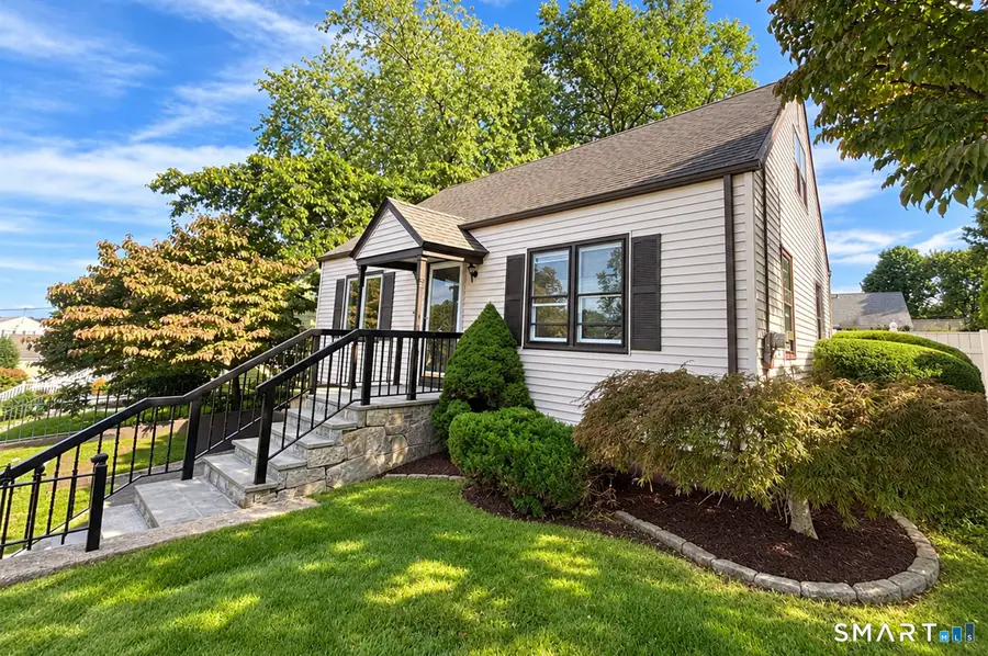 347 Goldenrod Avenue, Bridgeport, CT 06606 - #2