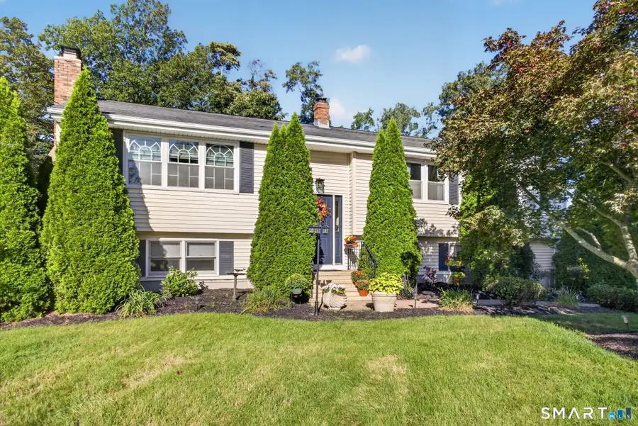 11 Wenzel Farm Road, North Haven, CT 06473 - #3