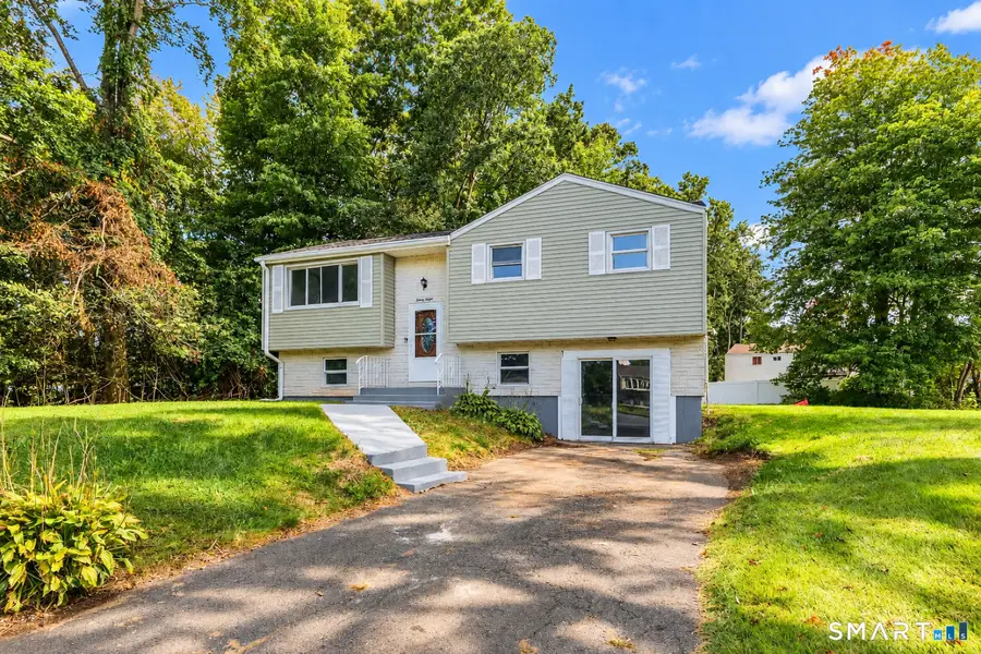 28 Diana Drive, Bloomfield, CT 06002 - #2