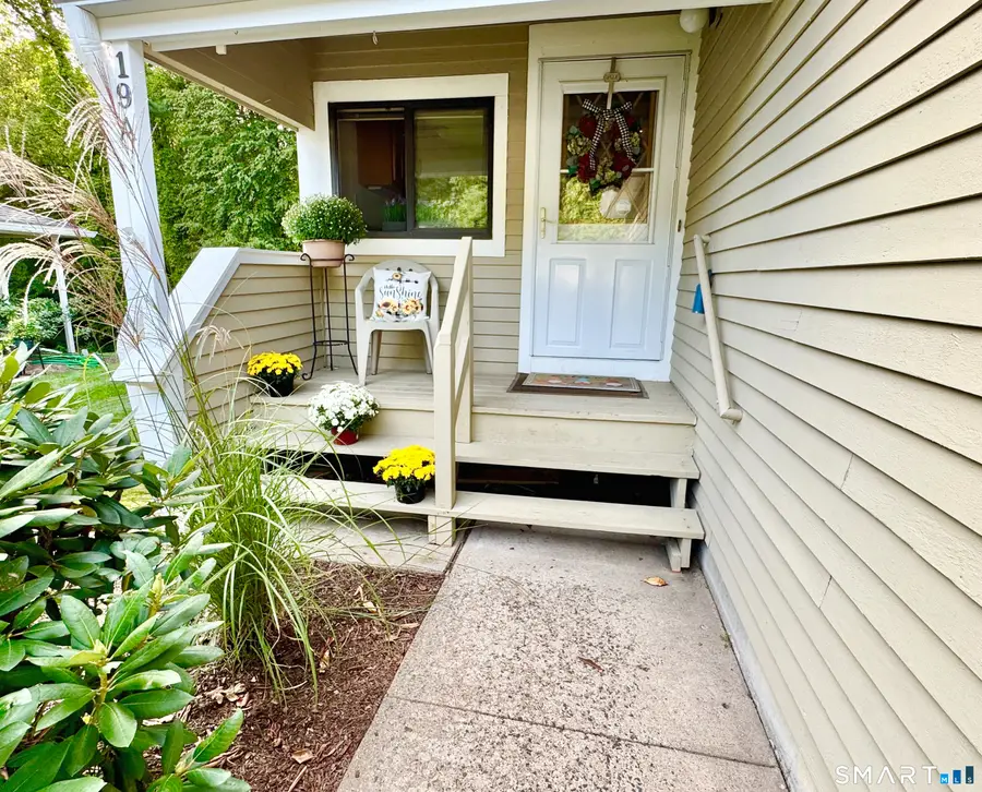 19 Wiggins Farm Drive #A, Simsbury, CT 06070 - #3