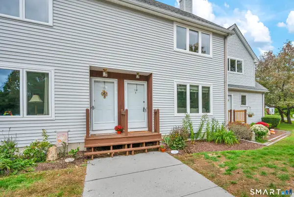 75 Eastbrook Heights #B, Mansfield, CT 06250