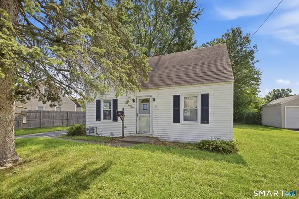 27 Hockanum Drive, East Hartford, CT 06118