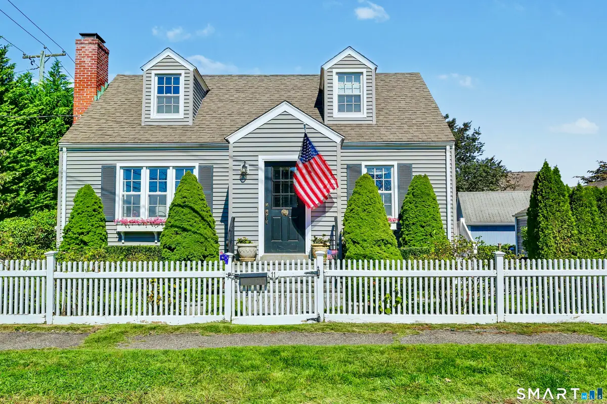 11 Oldfield Drive, Fairfield, CT 06824 - #1