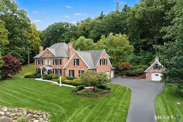 14 Pembroke Drive, Avon, CT 06001