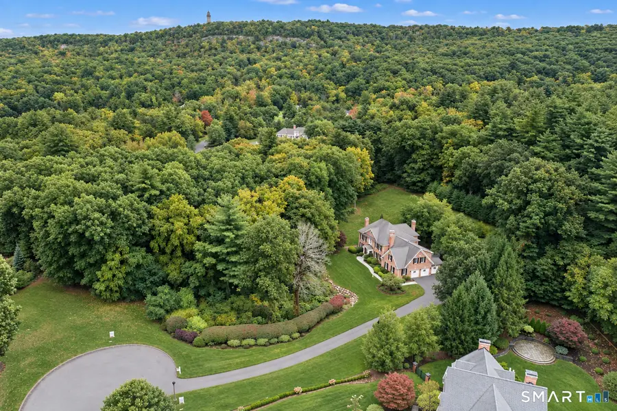 14 Pembroke Drive, Avon, CT 06001 - #2
