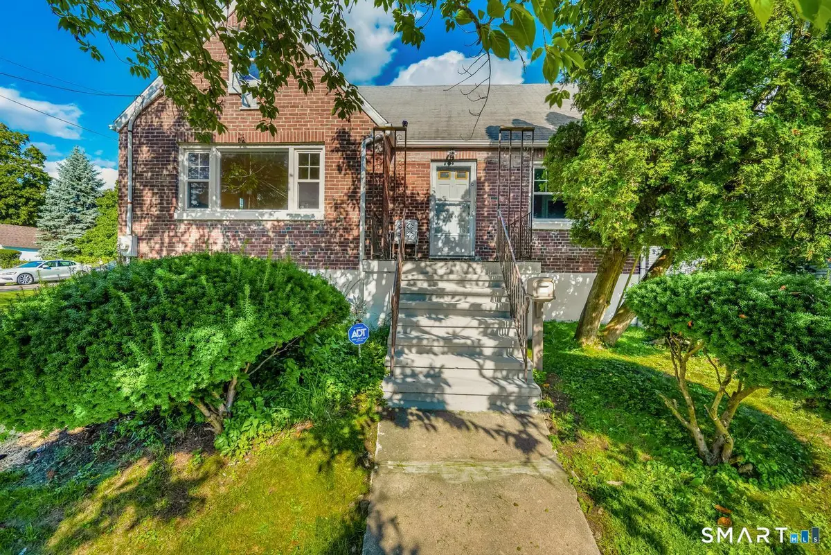 144 Mary Avenue, Stratford, CT 06614 - #1
