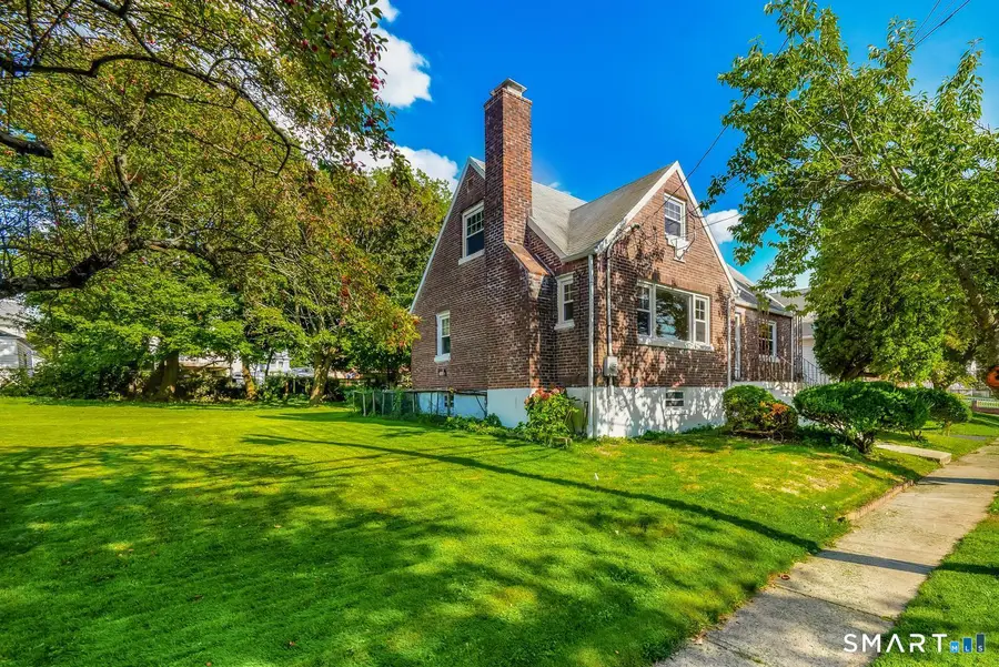144 Mary Avenue, Stratford, CT 06614 - #3