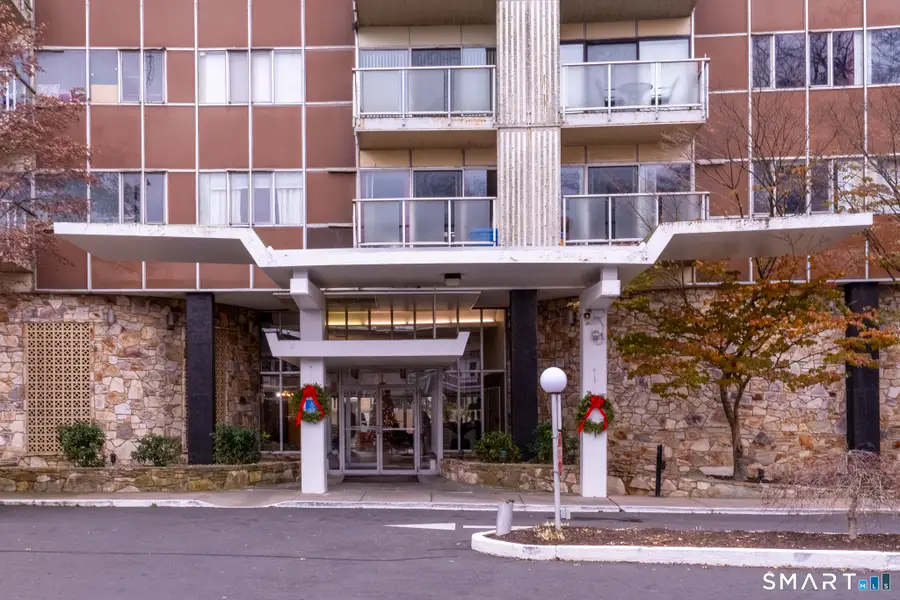 30 Woodland Street #9G, Hartford, CT 06382 - #3