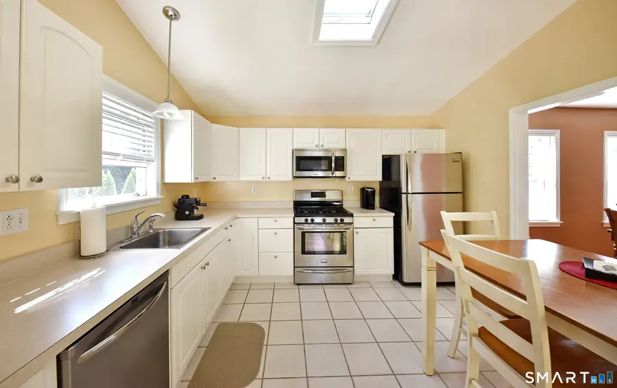 75 Laurel Street, East Haven, CT 06512 - #3