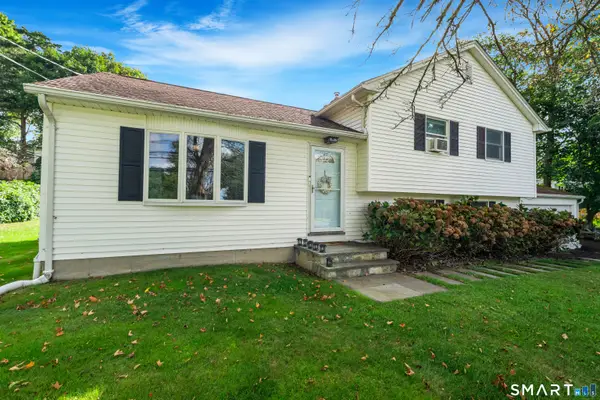 686 Groton Long Point Road, Groton, CT 06340