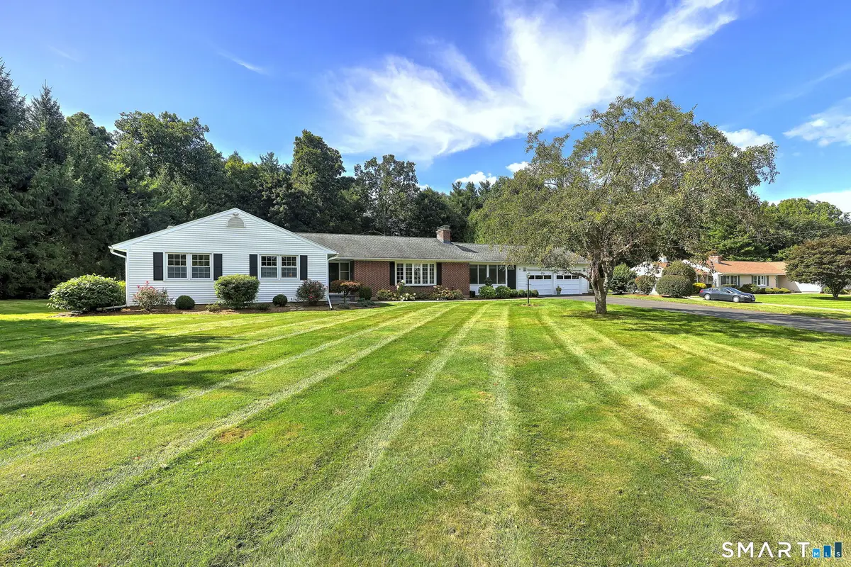 8 Applewood Drive, Cheshire, CT 06410 - #1