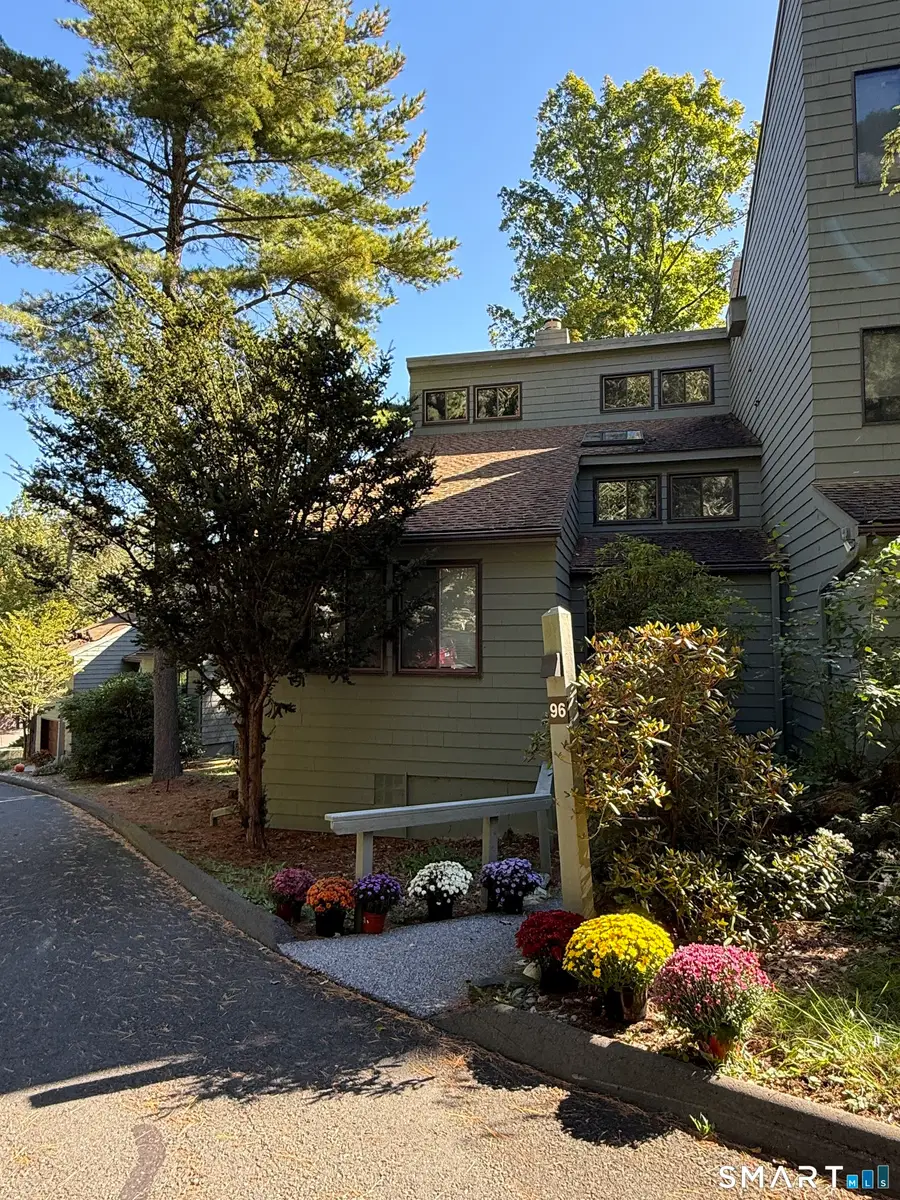 96 Woodside Circle #96, Torrington, CT 06790 - #2
